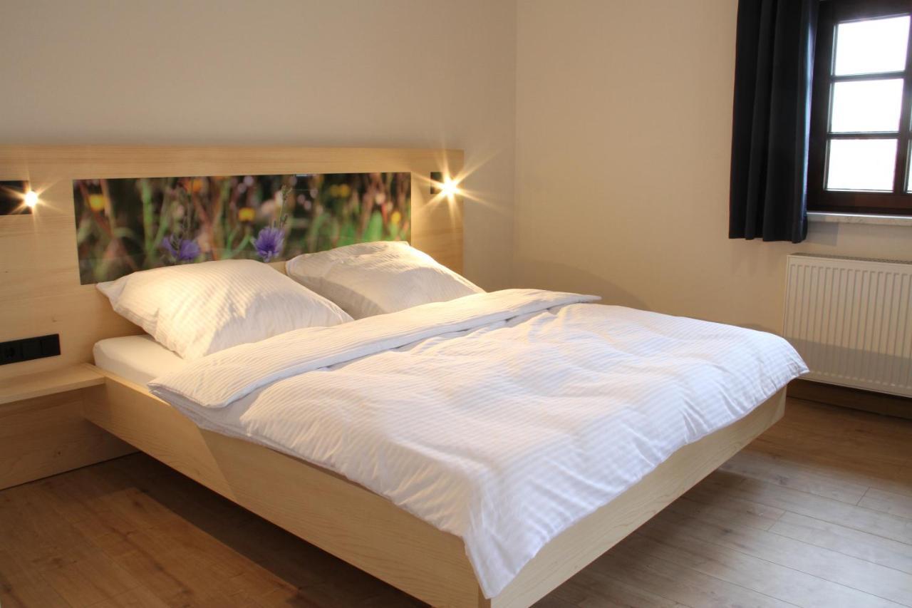 Chalet An Der Donau Direkt Bei Regensburg, 5 Sterne Dtv Pentling ภายนอก รูปภาพ